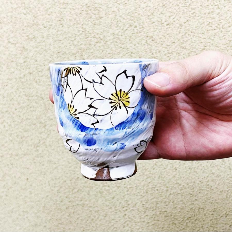 波佐見焼 夫婦湯呑 単品販売 手描き桜 赤200ml 青220ml ペア湯呑