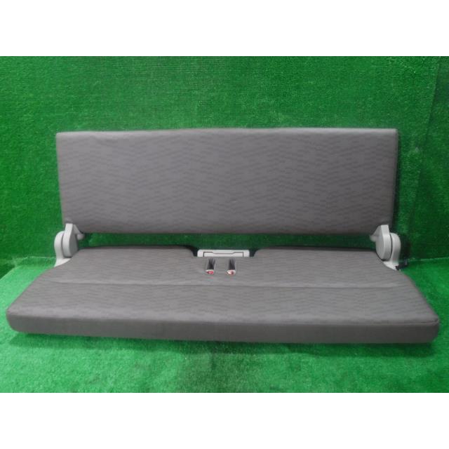 エブリィ HBD-DA17V リアシート PA 4WD 26U 87180-64P50-BC7 | スズキ