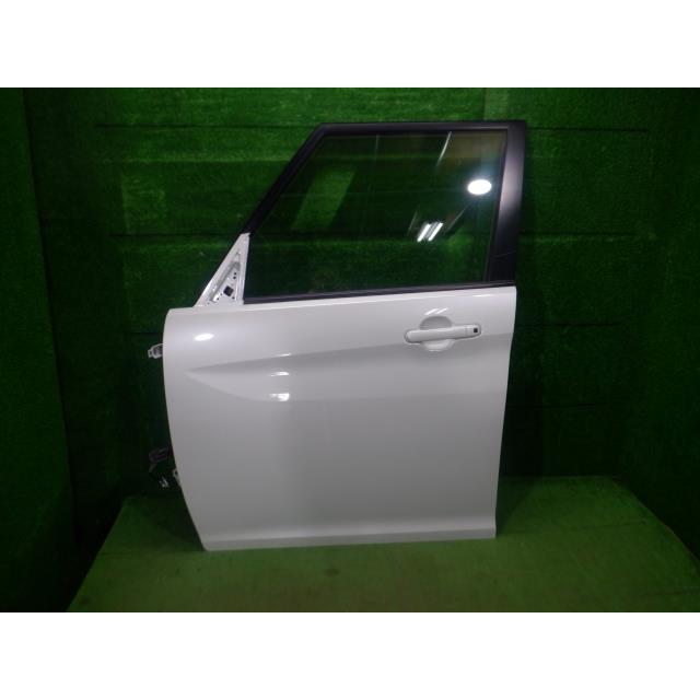 ソリオ DAA-MA36S 左フロントドア ハイブリッドMX ZVR 68002-81P00  