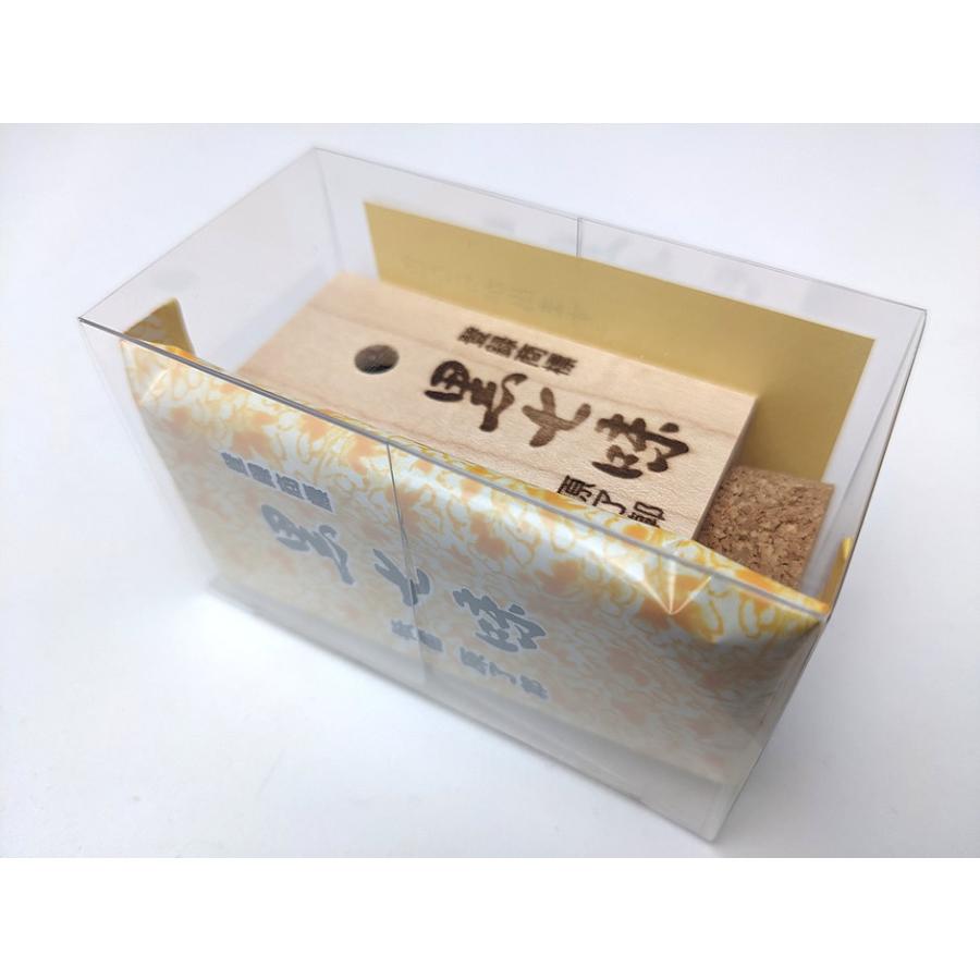 有原周月 在銘 落款の元箱有 「恵比寿 大黒　面 根付」 繰り出し位牌 ［桜］ | 大坂屋家具店