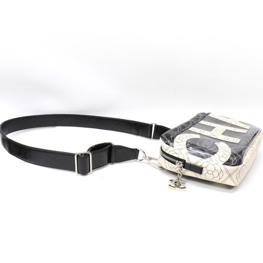 マトラッセ （美品）シャネル CHANEL カメリア クラッチ ショルダー