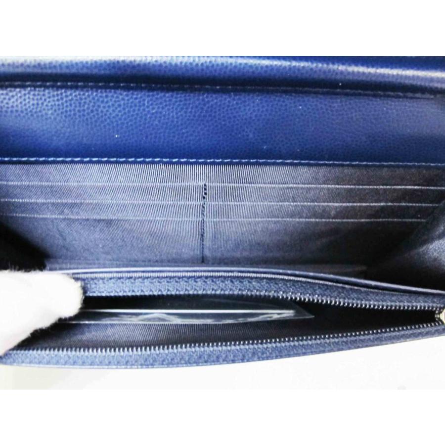 CHANEL ネイビー Vネック CHANEL シャネル チェーンウォレット Vステッチ キャビア