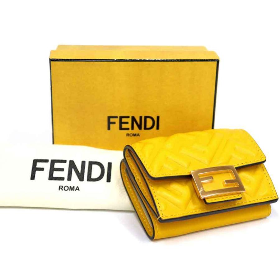 FENDI (新品)フェンディ ナッパマイクロ 三つ折り財布 黄色 FENDI (新品)フェンディ ナッパマイクロ 三つ折り財布 黄色