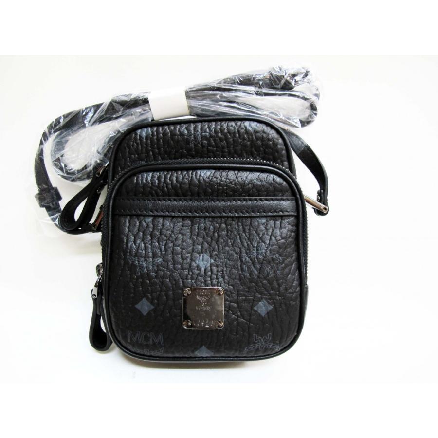MCM（エムシーエム） 斜め掛けショルダーバッグ PVC 黒 BK001 8326