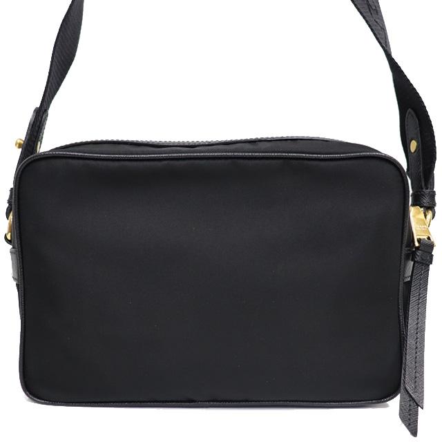 PRADA (美品)プラダ ナイロン ショルダー バック 斜め掛け 黒 PRADA (美品)プラダ ナイロン ショルダー バック 斜め掛け 黒