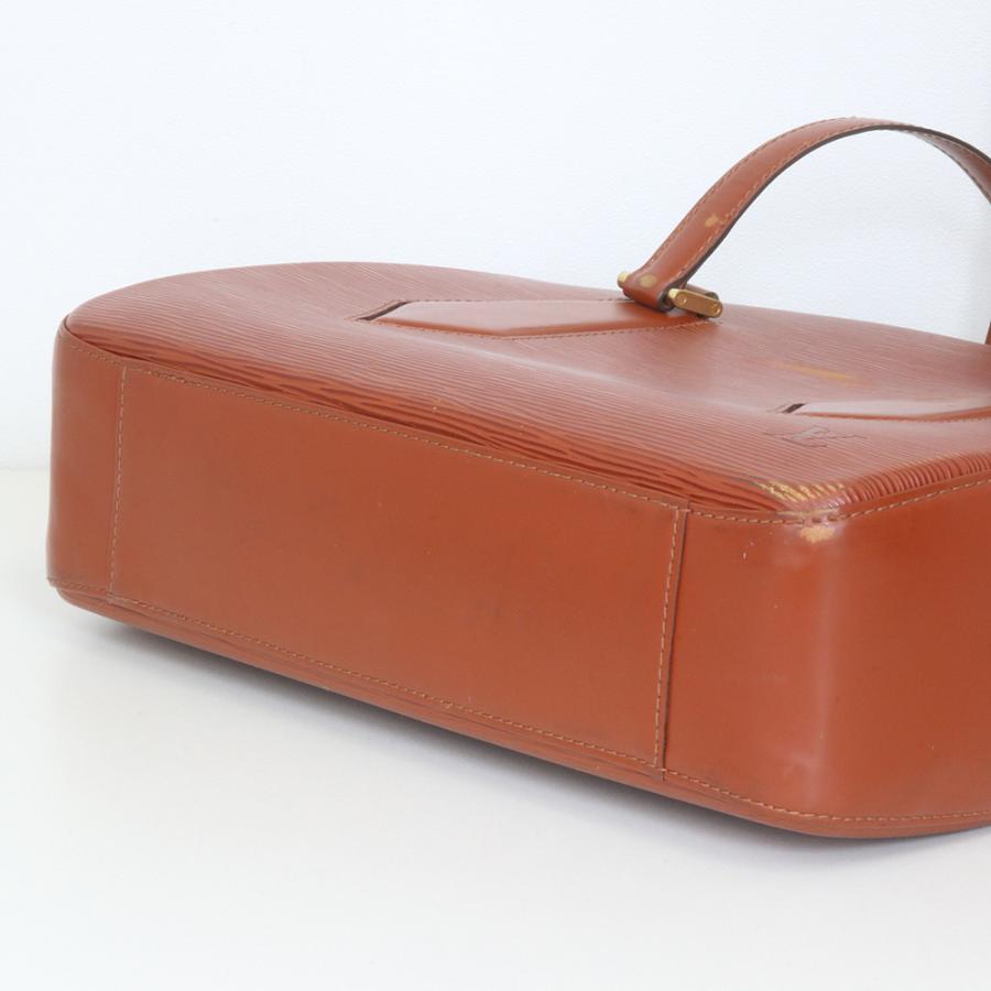 LOUIS VUITTON（ルイ・ヴィトン） エピ M52433 ヴォルテール ケニア