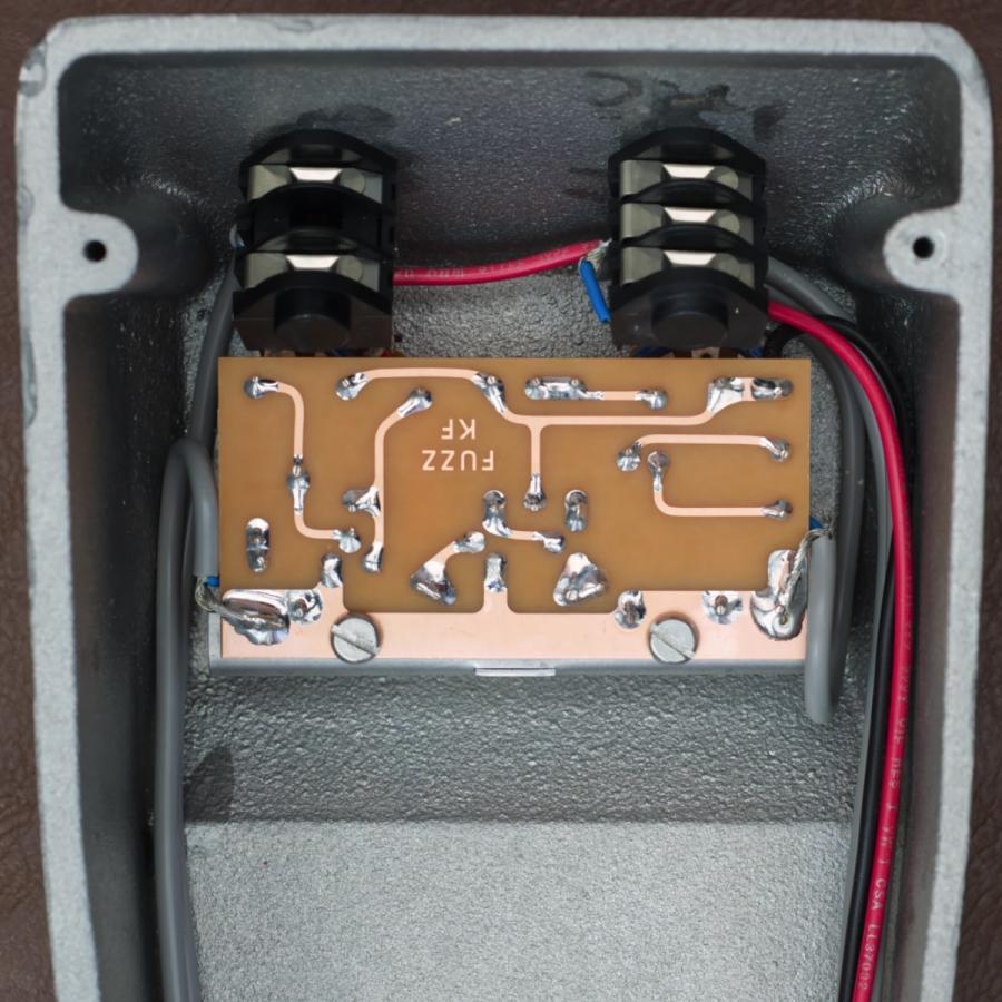 Carlstheline SupaFuzz ギターエフェクター Carlstheline SupaFuzz ギターエフェクター Supa Fuzz【VINTAGE