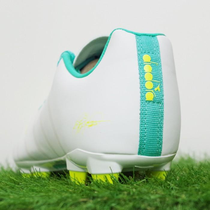 RB2003 R LPU ディアドラ(DIADORA) サッカースパイク ホワイト