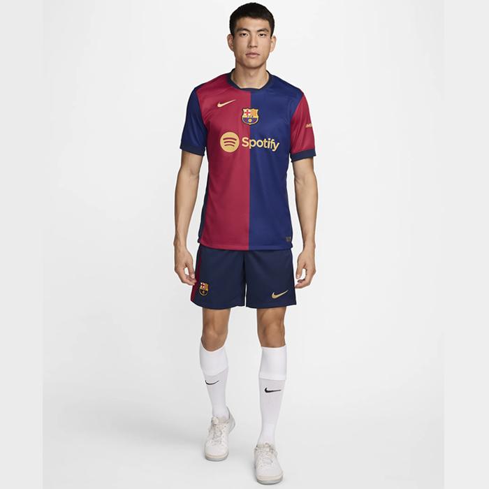 ナイキ FC バルセロナ 2024/25 スタジアム ホーム Dri-FIT ナイキ FC バルセロナ 2024/25 スタジアム ホーム Dri-FIT
