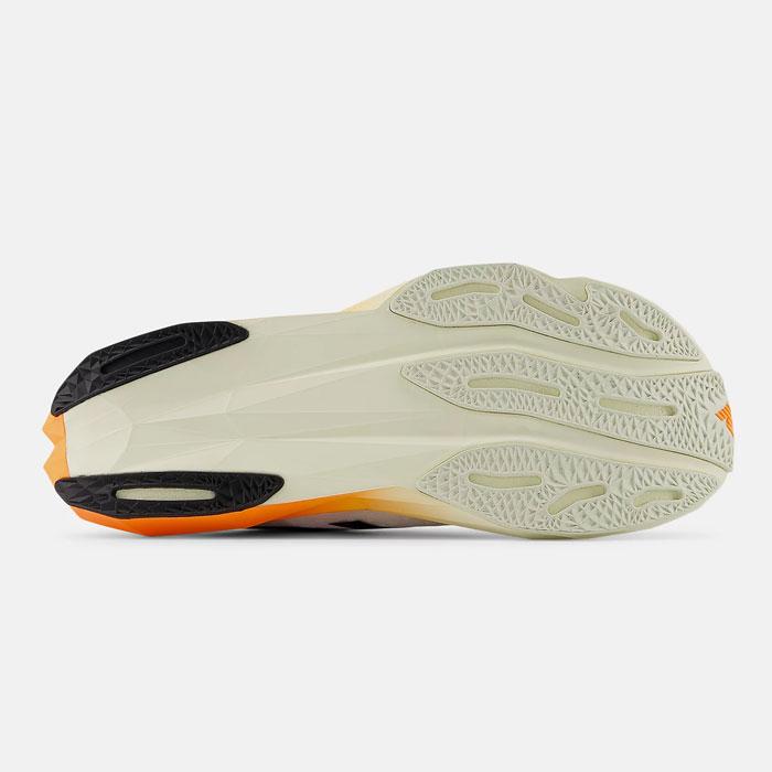 野球 ニューバランス ランニングシューズ FuelCell Pvlse v1