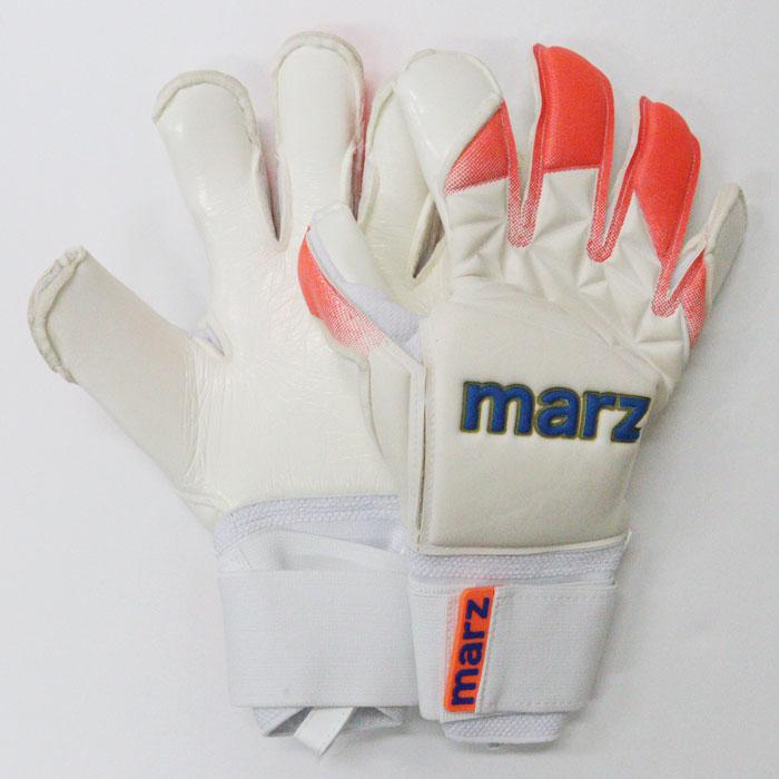 マーズ キーパーグローブ ニューステアーズ marz サッカー キーパー