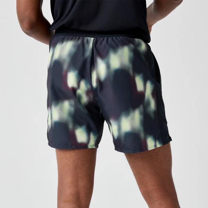 ブルックス BROOKS メンズ ダッシュ ショート プリンテッド Dash Short Printed ショーツ ランニングパンツ BAM5800 B/MLTカラー メール便利用可 爆買の画像