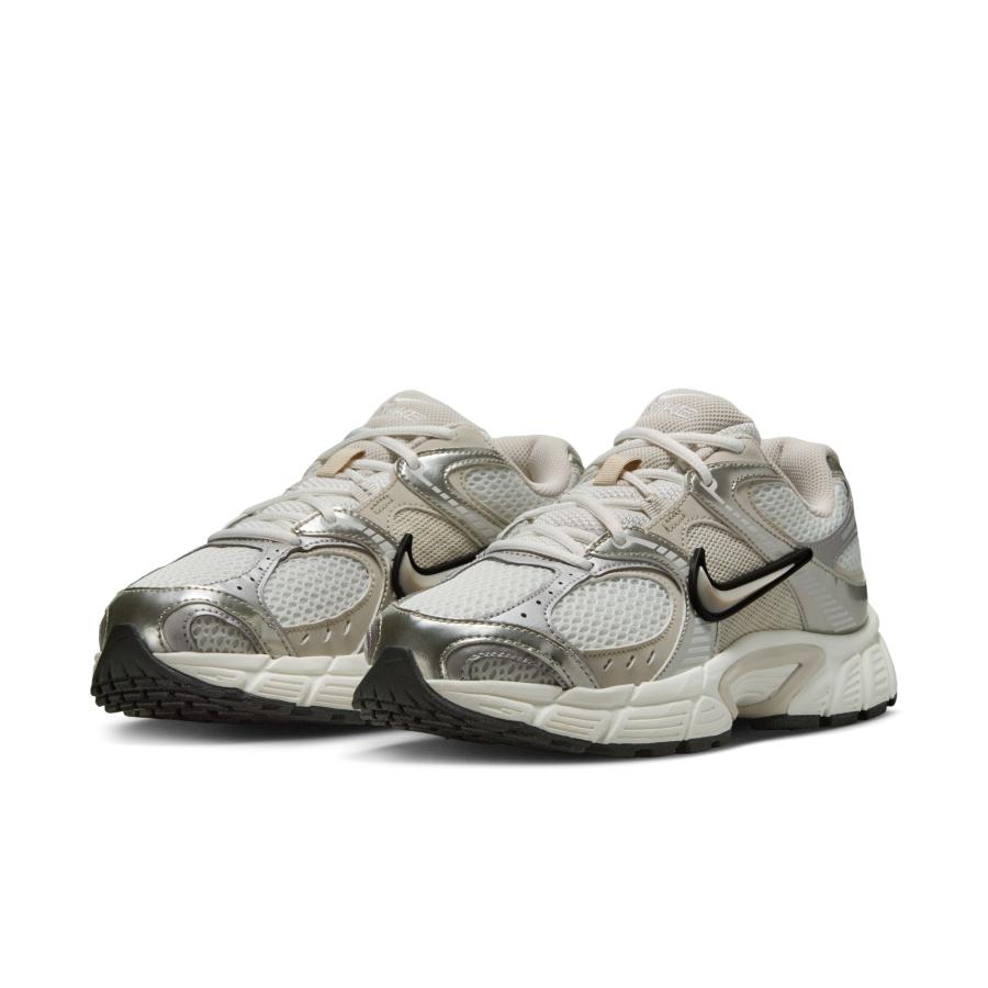 NIKE（ナイキ） ウィメンズ スニーカー シューズ V5 RNR カジュアル
