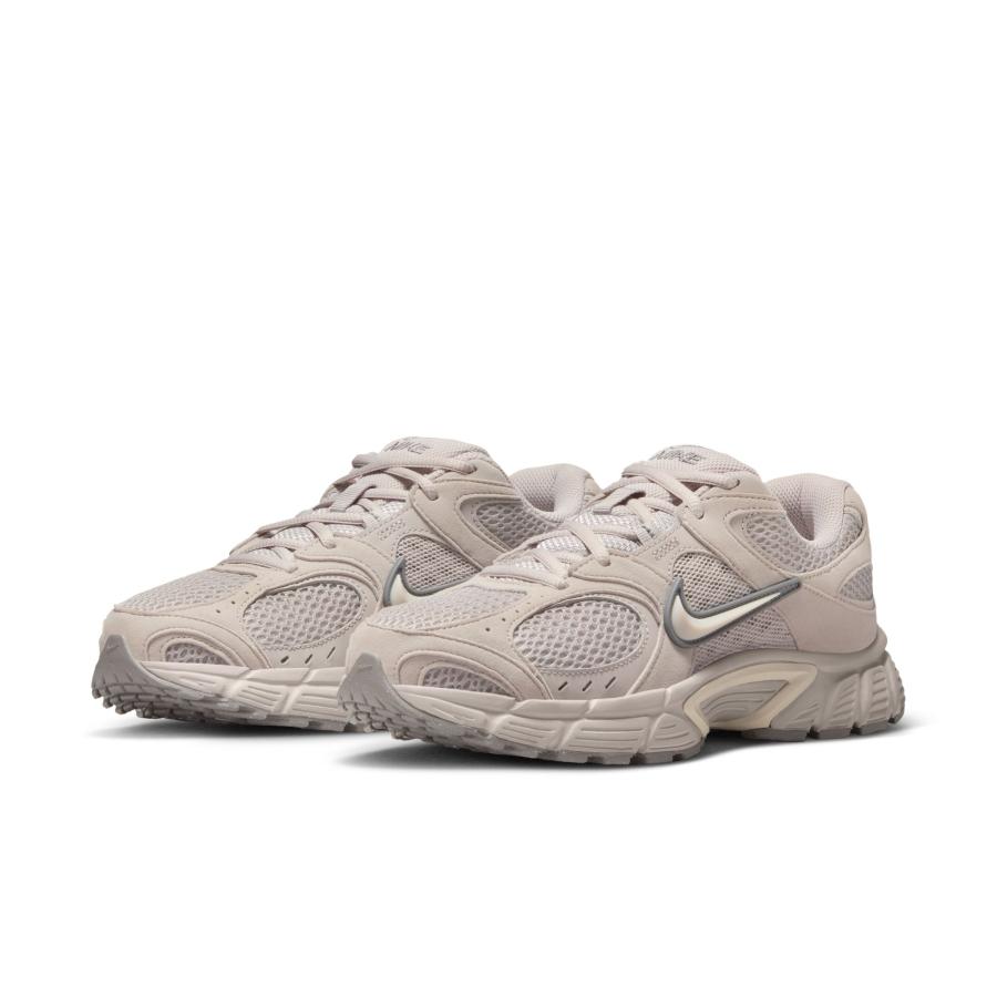 NIKE（ナイキ） ウィメンズ スニーカー シューズ V5 RNR カジュアル