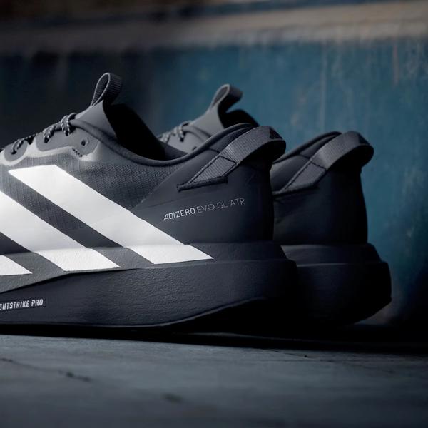 adidas（アディダス） メンズ ランニングシューズ アディゼロ EVO SL