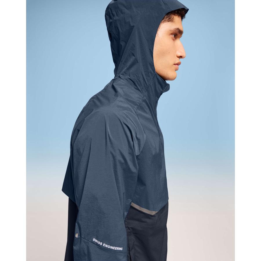 On オン ランニング トレーニングウエア コア ジャケット