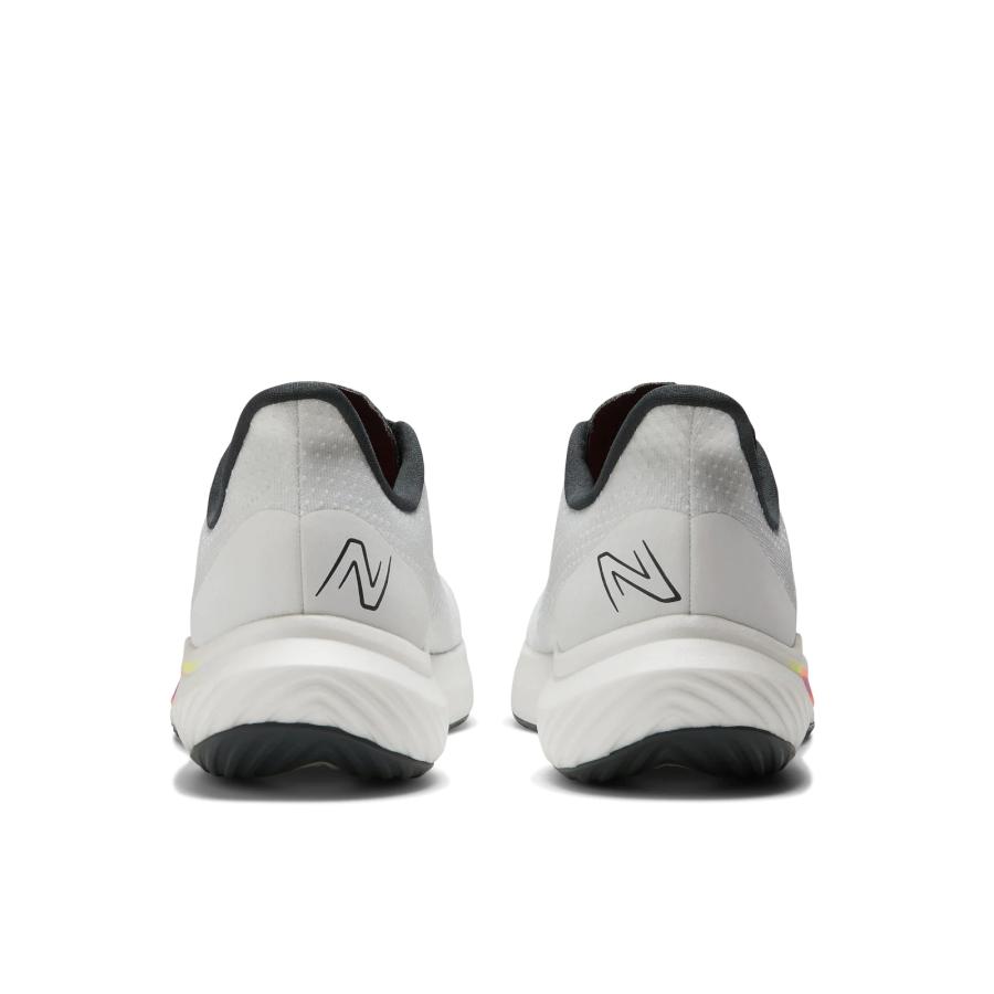 New Balance（ニューバランス） メンズ ランニングシューズ フューエル