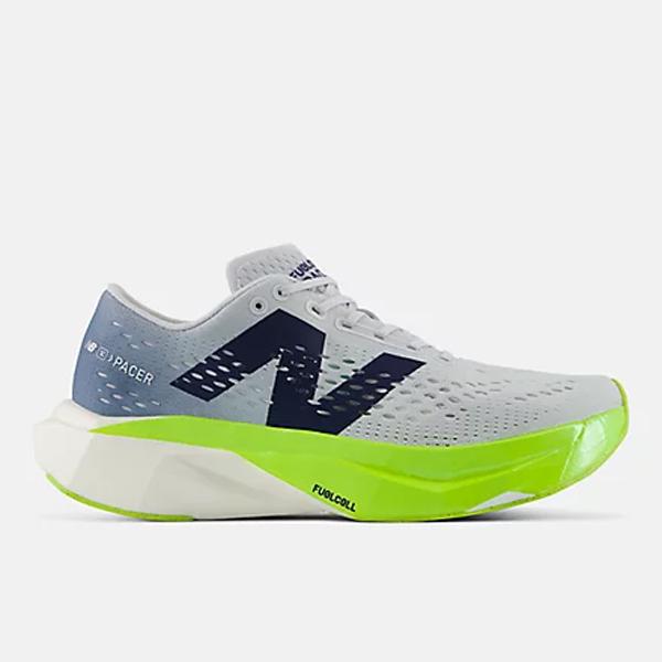New Balance（ニューバランス） ランニングシューズ レディース