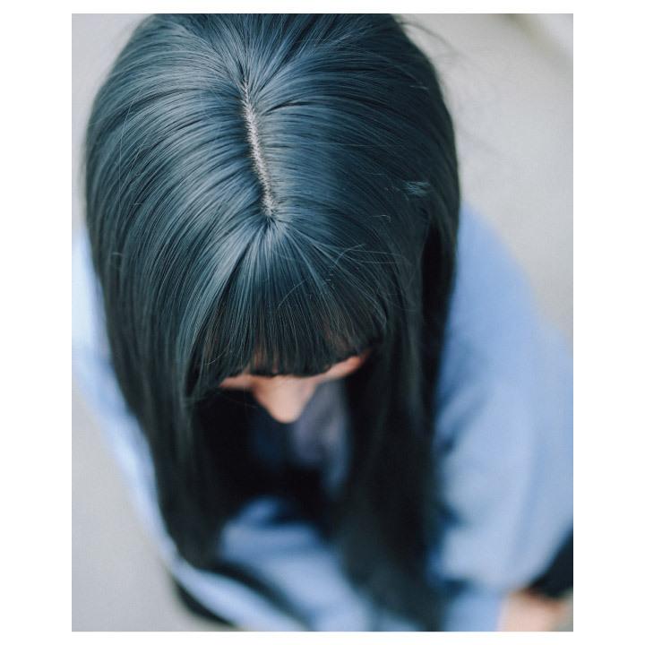 ウィッグ ロング セミロング ストレート レディース グラデーション 女性 自然 髪 ブラック 黒 ブルー 耐熱 魅惑の青髪 ダルトーンロング アウトレット C Out ウィッグ コスプレ 仮装の富士達 通販 Yahoo ショッピング