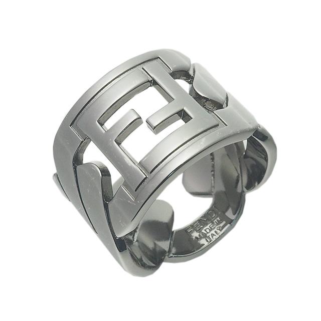 FENDIチェーンリング