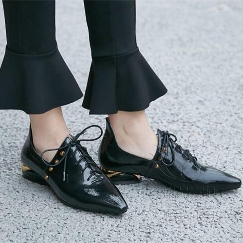 品揃え豊富で カジュアル 可愛い ローヒール パンプス 合成皮革 滑り止め 歩きやすい 痛くない アウトドア カジュアル キラキラ 厚底 走れるパンプス フォマール ラウンドトゥ チャンキーヒール オックスフォード シューズ Sergiopizarro Com Co