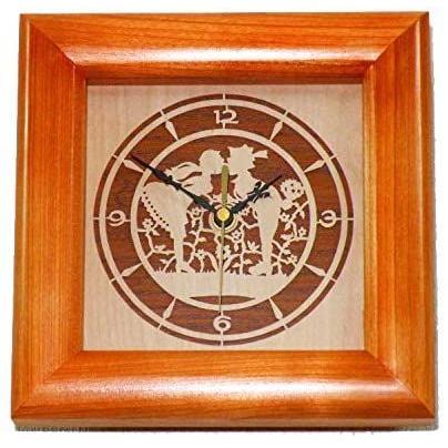 ドイツ製「バイエルンの初恋の思い出」木の切り絵の木製の掛け時計。 新型コロナ克服応援に５０％引きの半額での期間限定販売。 ドイツ製 バイエルンの初恋の思い出 木の切り絵の木製の掛け時計 新型コロナ克服応援に５０％引きの半額での期間限定販売