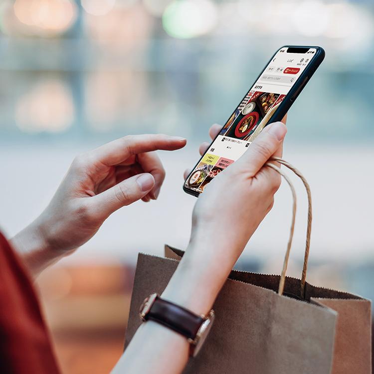 中古品 東芝 過熱水蒸気オーブンレンジ 石窯ドーム　ER-YD7000　グラン　ホワイト　グラン　ブラック　白　黒 【1928744334】(67900円)