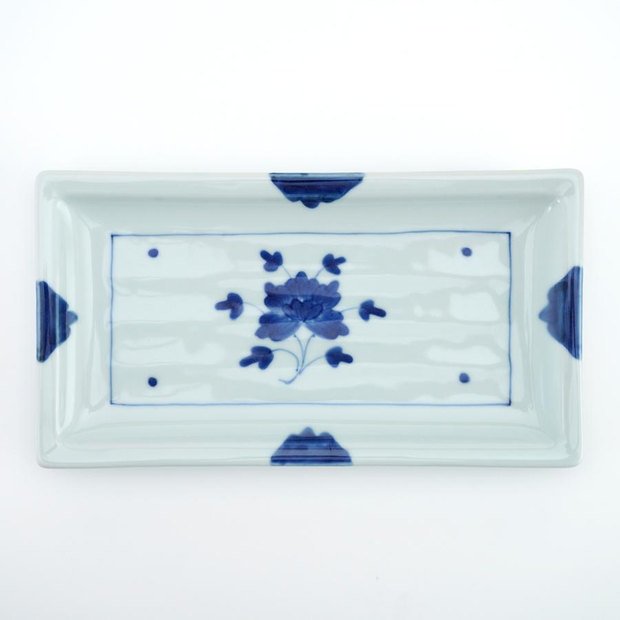 有田焼 角皿 染付伊万里牡丹長角焼皿 【福珠窯（有田焼窯元