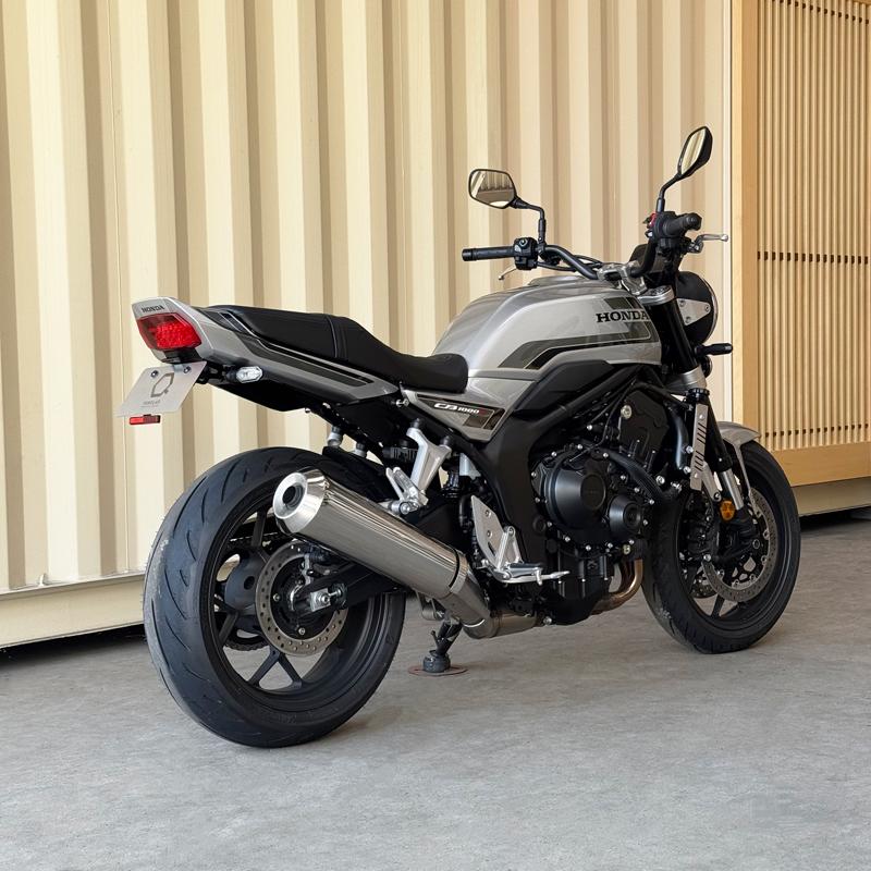 フェンダーレスキット CB1000F '26 ブラック ナンバー灯&リフレクター