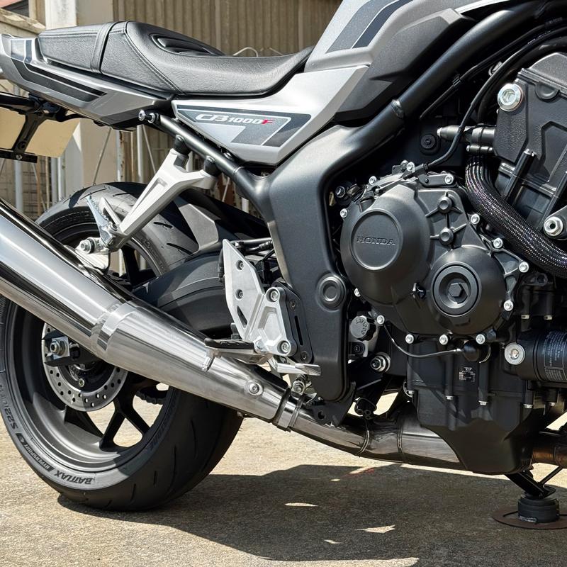 あみページ ステップオフセットプレート CB1000F '26 ブラック FUKULAB. : FUKULAB