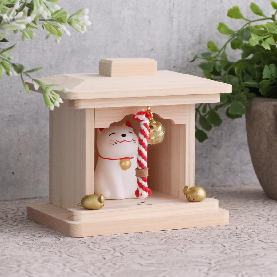 お盆お彼岸大特価中　木曽御神木檜製　開運！★桧材 招き猫☆左手 高さ 約32cm お盆お彼岸大特価中 木曽御神木檜製 開運！☆桧材 招き猫