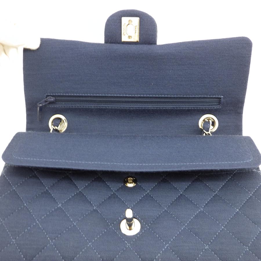 CHANEL シャネル マトラッセ チェーンショルダーバッグ W CHANEL シャネル マトラッセ チェーンショルダーバッグ W