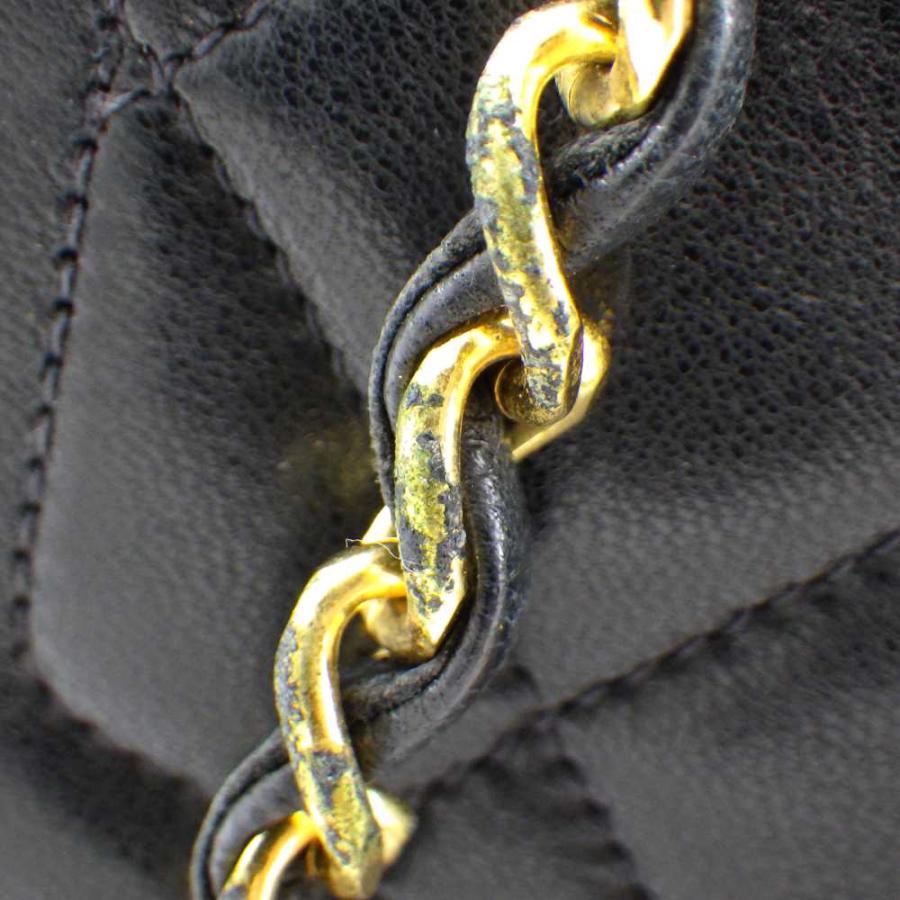 CHANEL（シャネル） マトラッセ ダイアナフラップ チェーンショルダー