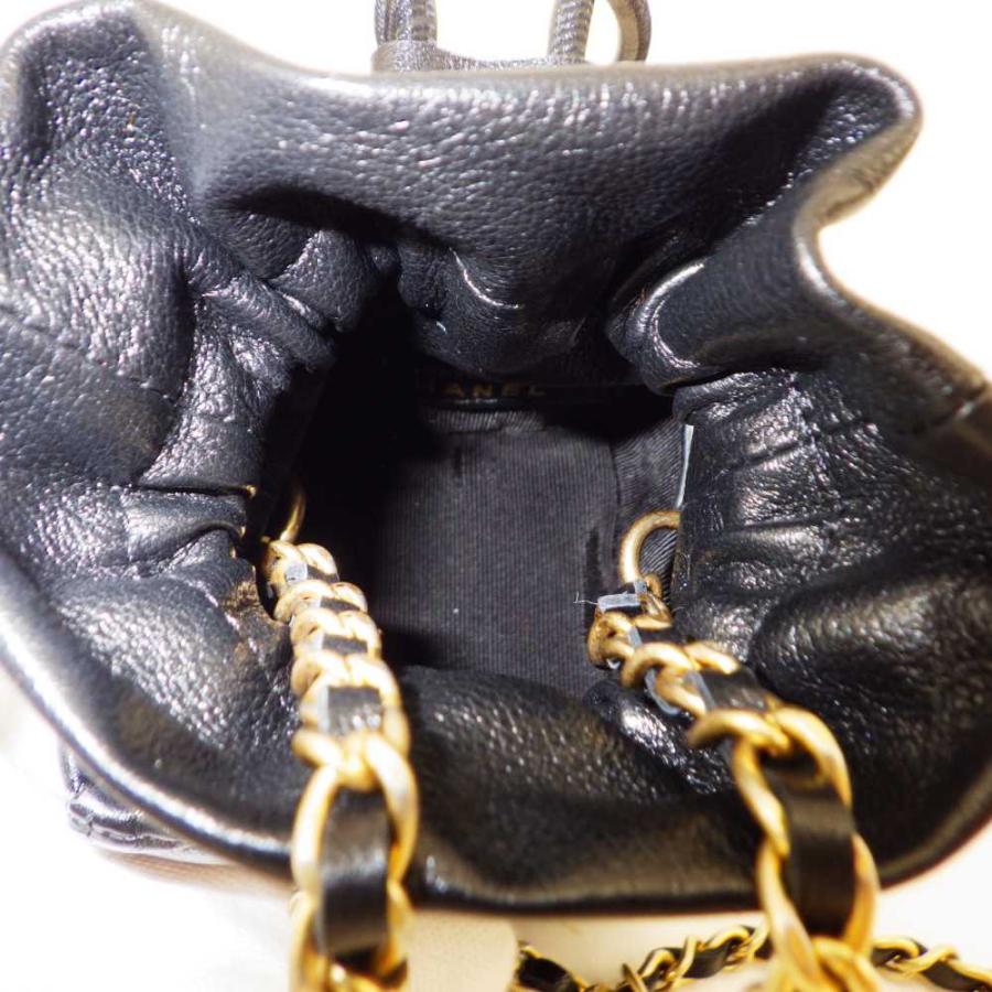 CHANEL シャネル マトラッセ ミニ巾着 ショルダーバッグ ラムスキン