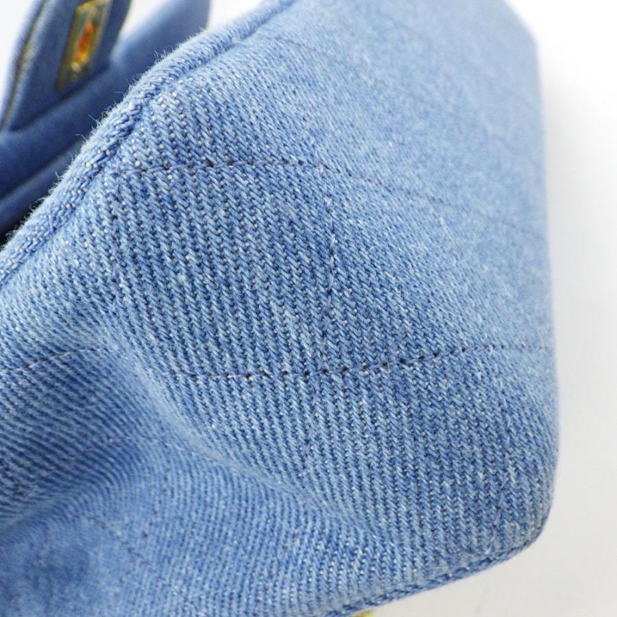 シャネル　デニム　ヴィンテージ CHANEL（シャネル） デニム マトラッセ チェーンショルダーバッグ