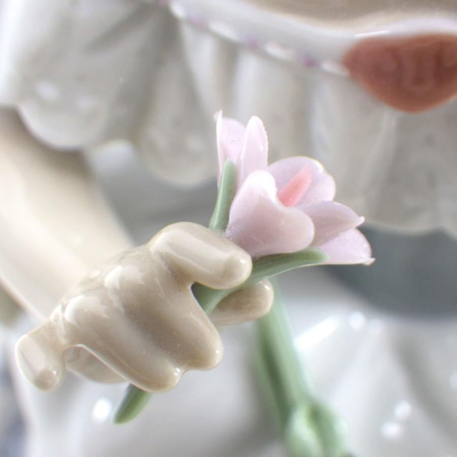 Lladro リヤドロ No.8395「おばあちゃまからのプレゼント」 箱付き