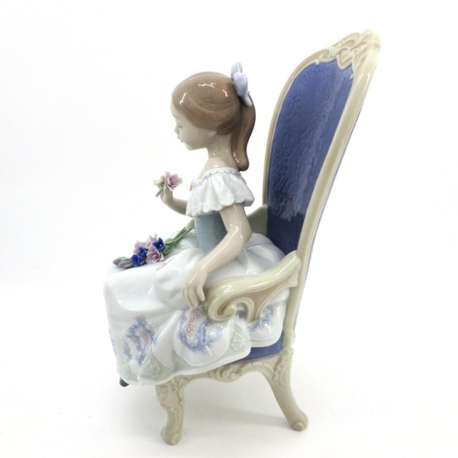 Lladro リヤドロ No.8395「おばあちゃまからのプレゼント」 箱付き