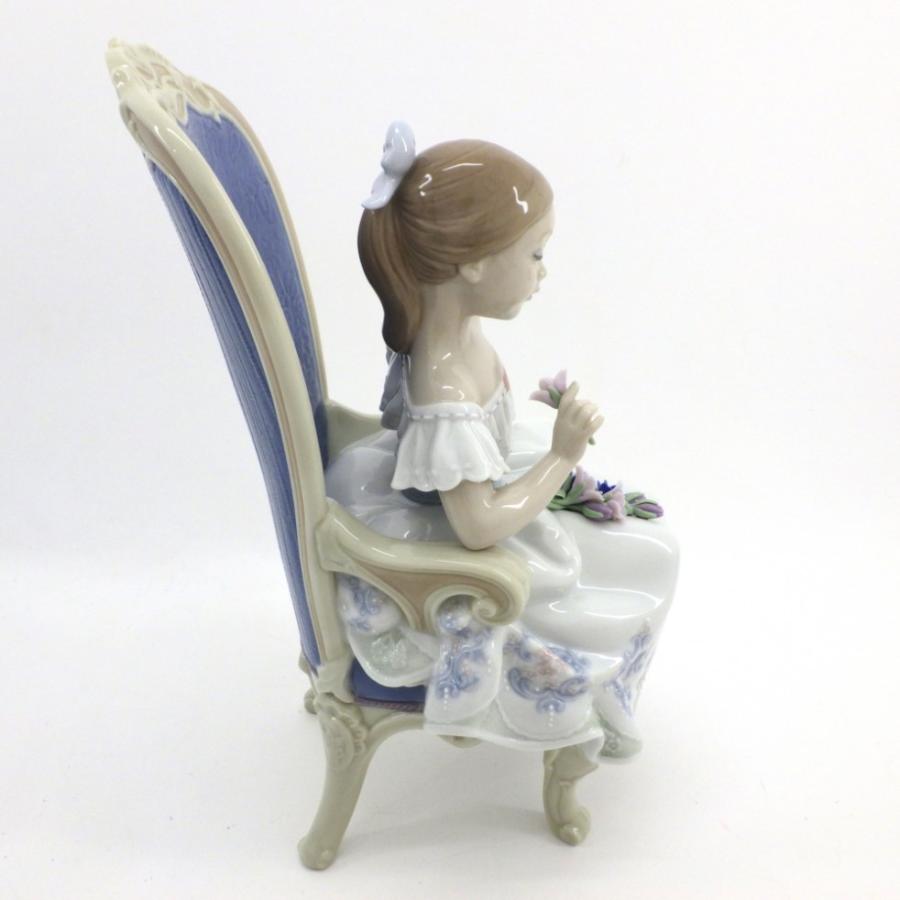 Lladro リヤドロ No.8395「おばあちゃまからのプレゼント」 箱付き