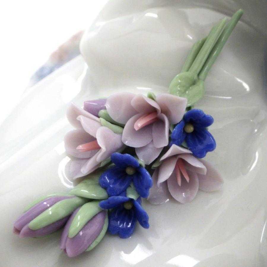 Lladro リヤドロ No.8395「おばあちゃまからのプレゼント」 箱付き