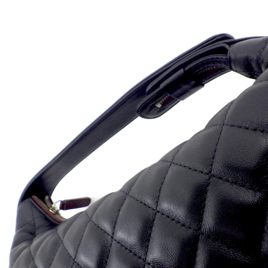 CHANEL シャネル マトラッセ ココマーク A69264 ハンドポーチ CHANEL シャネル マトラッセ ココマーク A69264 ハンドポーチ
