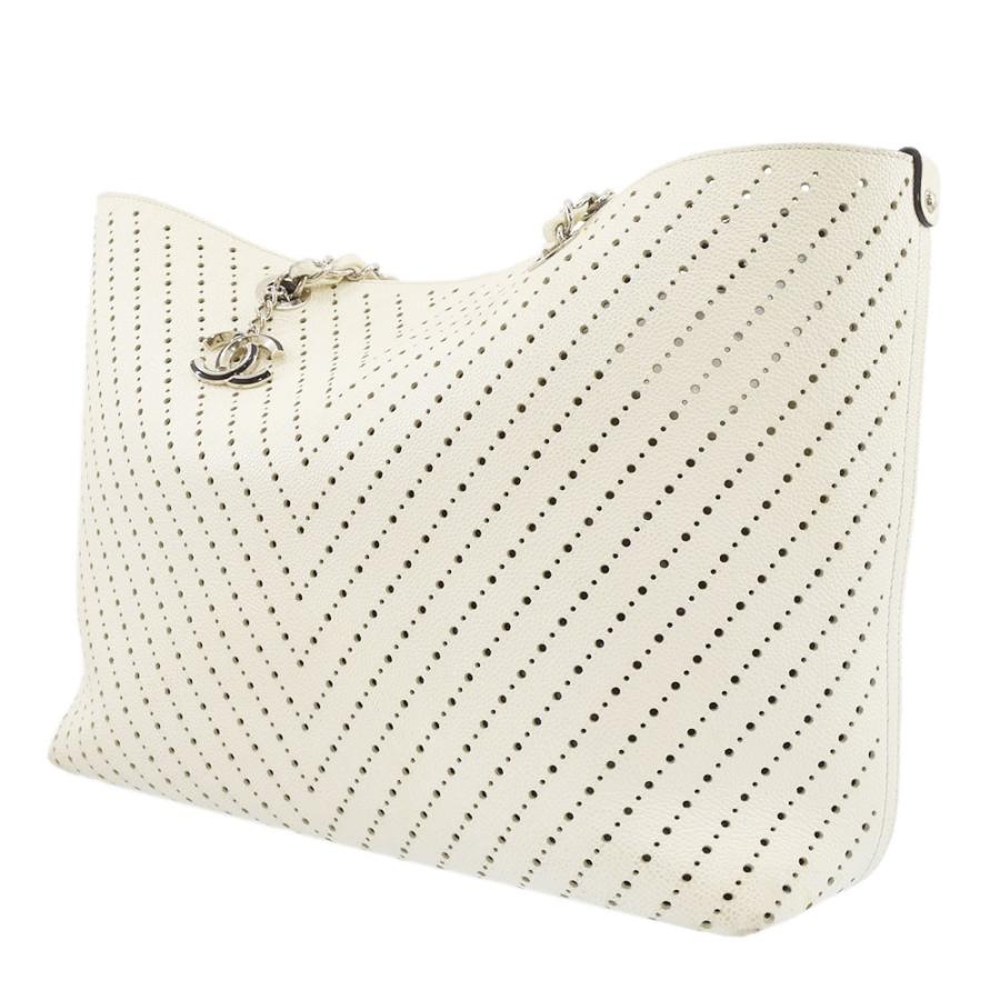 CHANEL（シャネル） パンチングレザー Vステッチ チェーン ショルダー