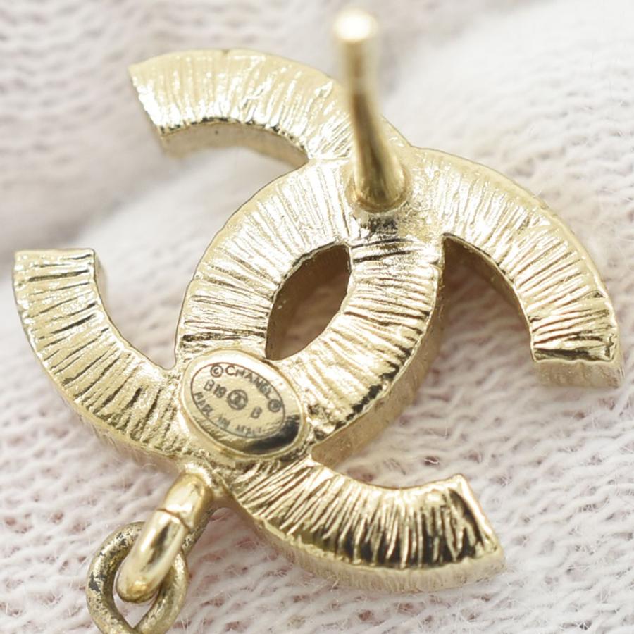 美品　CHANEL パールピアス　片耳 CHANEL シャネル ピアス ココマーク パールピアス B19