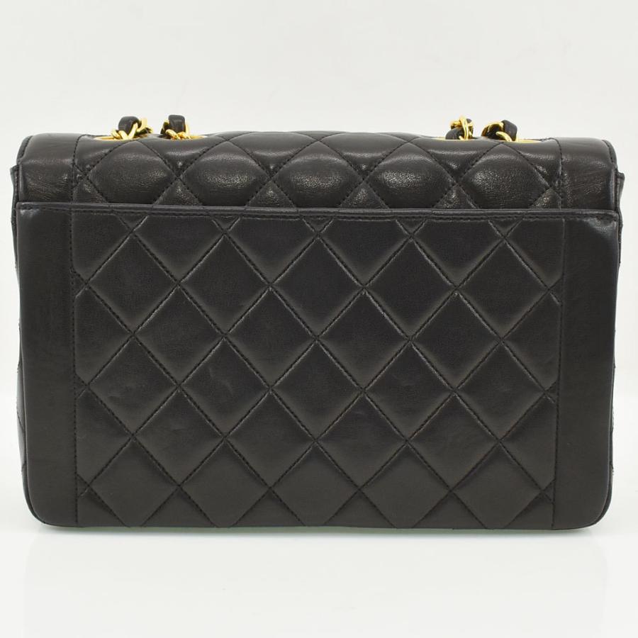 CHANEL シャネル ショルダーバッグ ダイアナフラップ マトラッセ