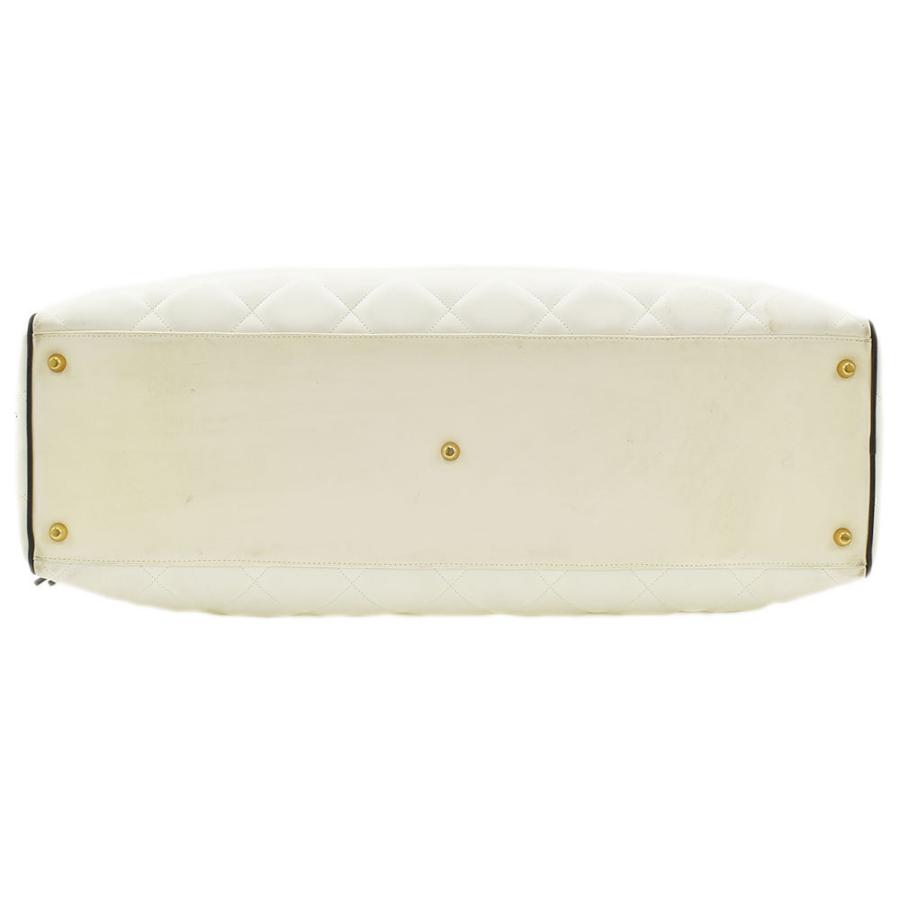 CHANEL シャネル ボストンバッグ マトラッセ ロゴ カーフ ホワイト