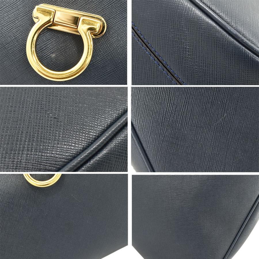 Salvatore Ferragamo ワンショルダー ホーボー ガンチーニ Salvatore Ferragamo ワンショルダーバッグ 肩掛け レザー ガンチーニ