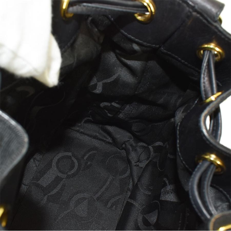 フェラガモ Salvatore Ferragamo ヴァラ金具 ショルダーバッグ