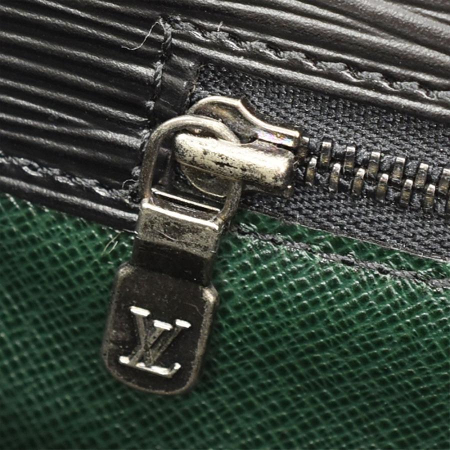 LOUIS VUITTON（ルイ・ヴィトン） エピ トラペーズ クラッチバッグ