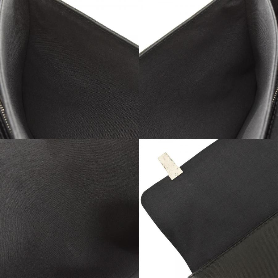 LOUIS VUITTON（ルイ・ヴィトン） タイガ サラトヴGM ショルダーバッグ