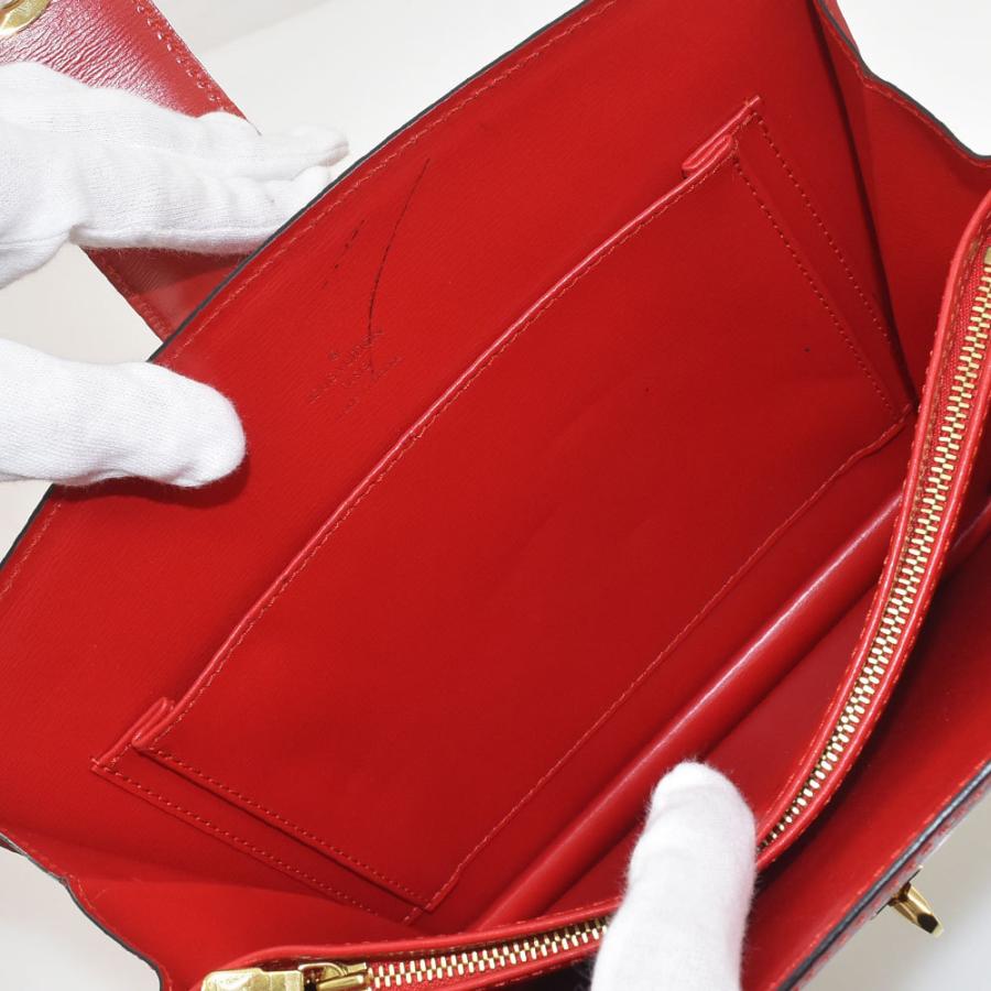 LOUIS VUITTON（ルイ・ヴィトン） ショルダーバッグ エピ カプチン