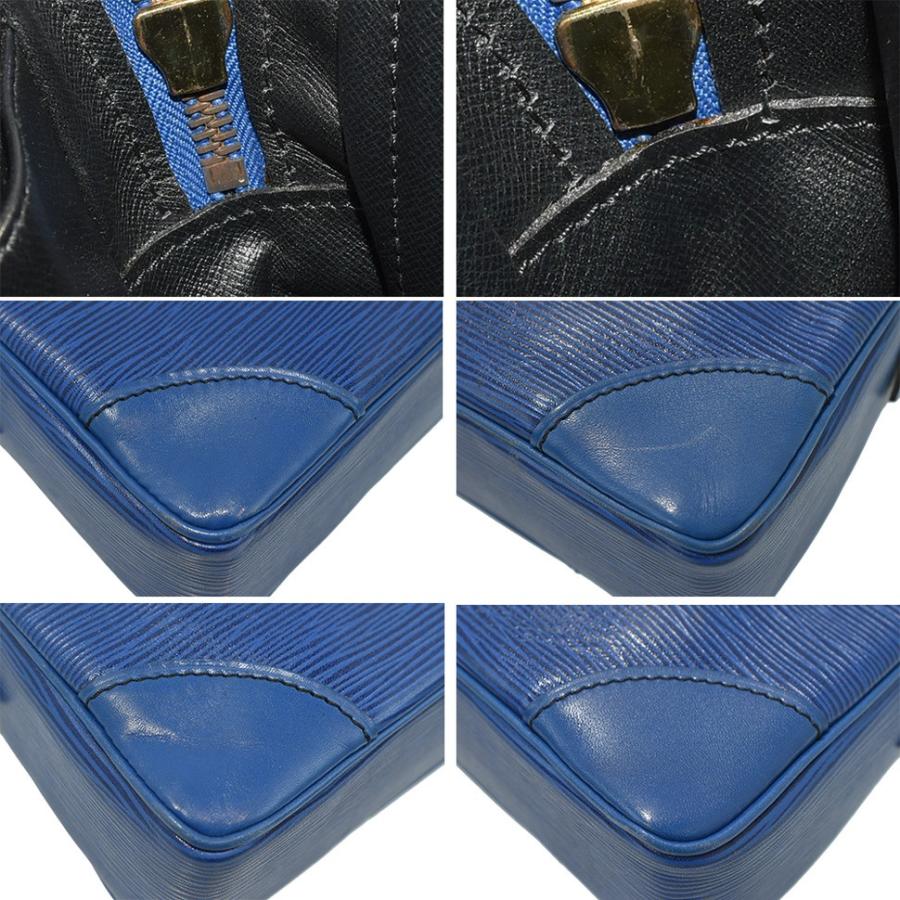 LOUIS VUITTON ルイ・ヴィトン エピ ポルト ドキュマン ヴォワヤージュ